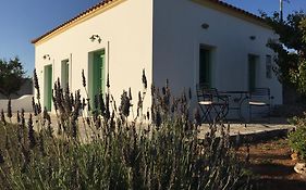 Villa Lemonia - Guest House